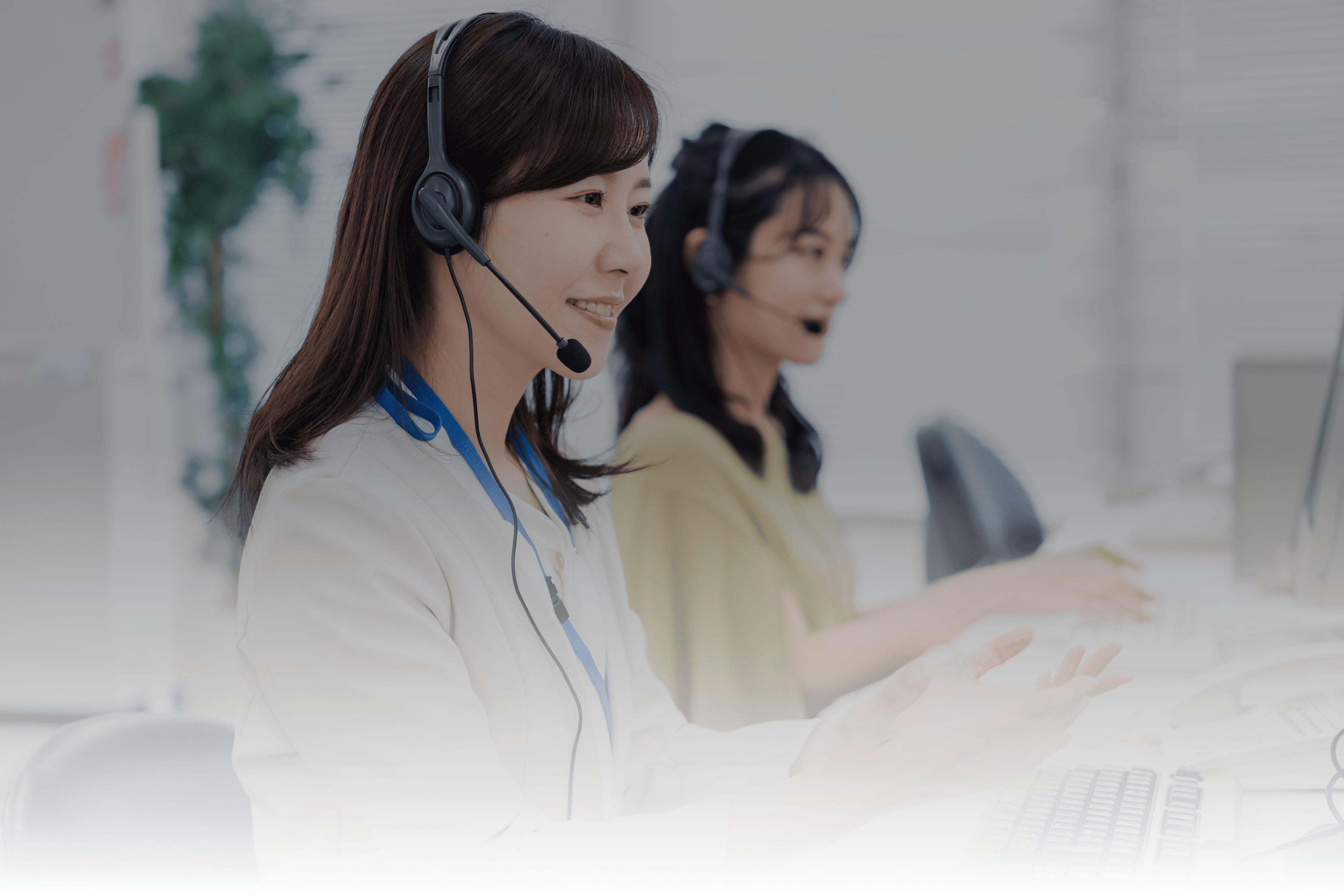 挑戦する人と企業の、一番近くに。